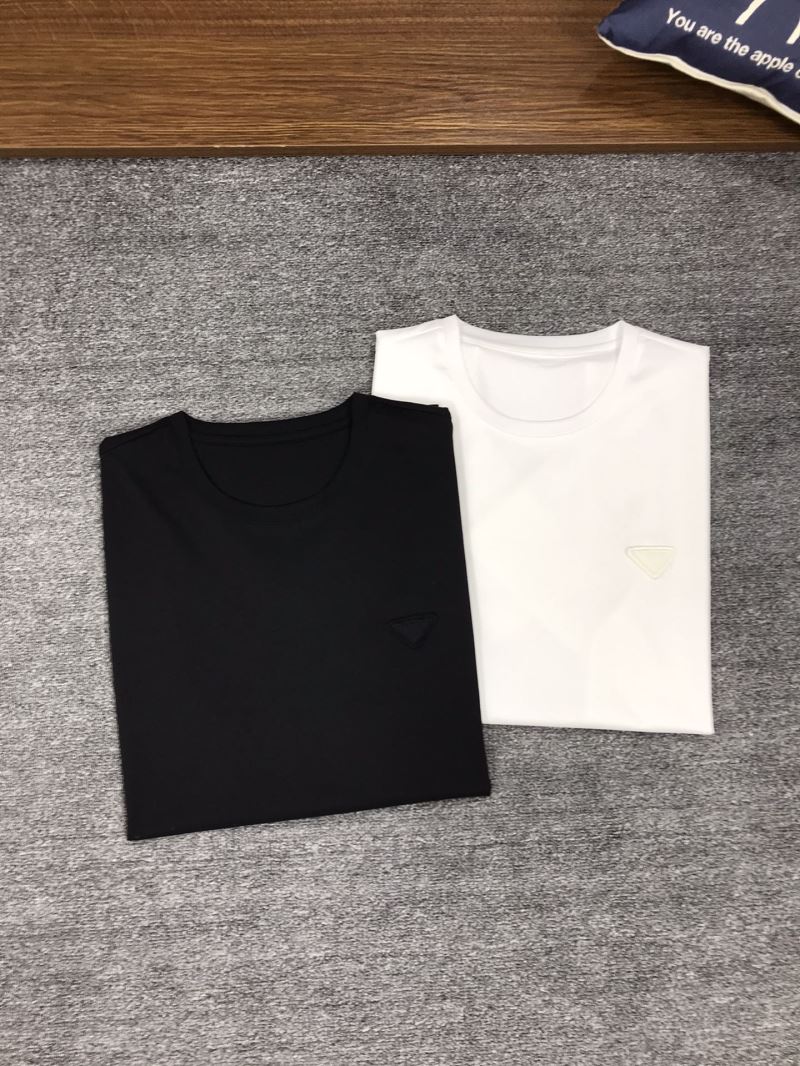 Unclassified Brand T-Shirts